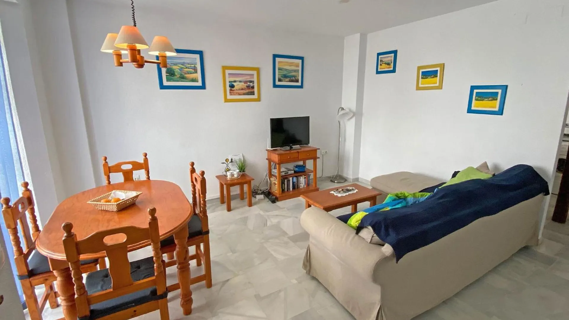 Huerta Enmedio 15 Terraced House In Tranquil Location In Conil Center Sleeps 4 Villa Conil De La Frontera